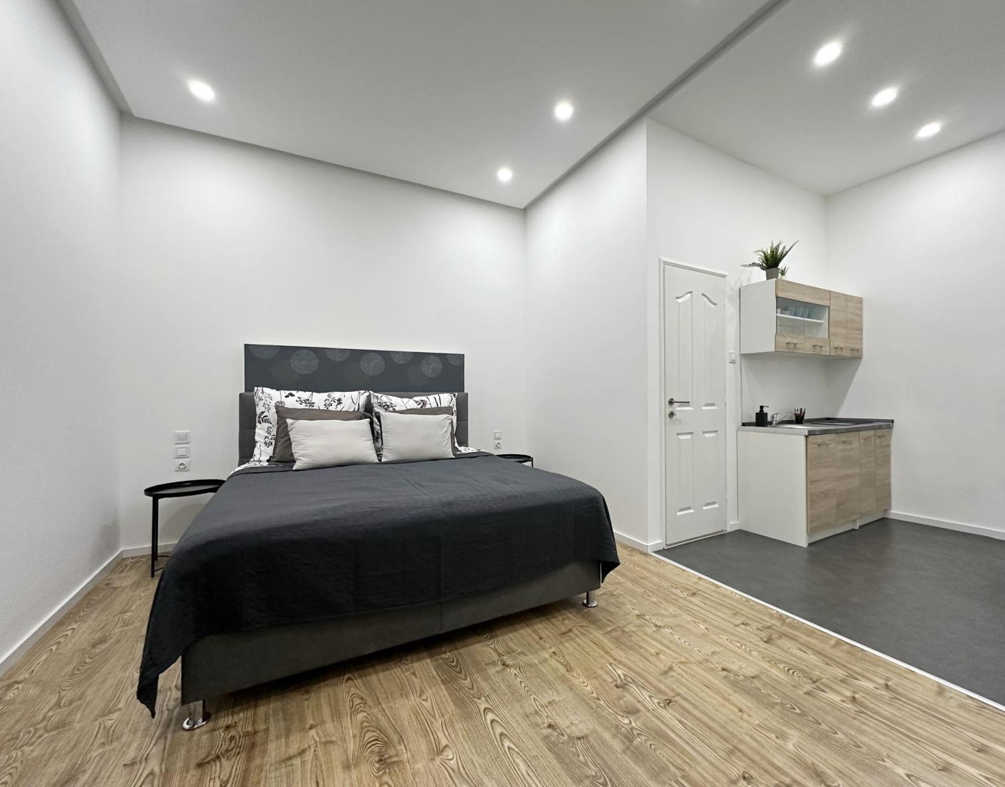 Brhomes Emerald Apartment
